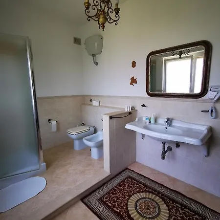 La Ginestra 4* טרני