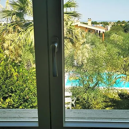 Bed & Breakfast La Ginestra 4*